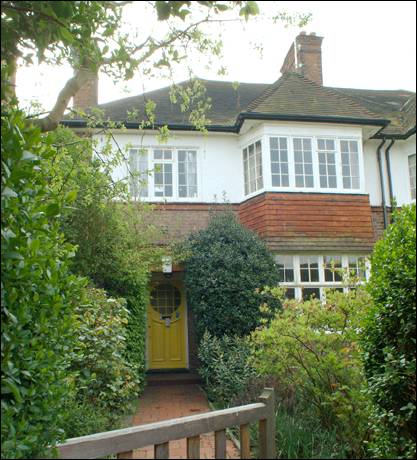 24 Rotherwick Road